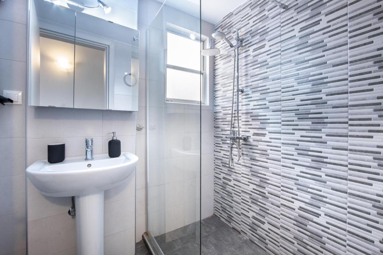 Urban Lifestyle Apartment In Piraeus Luaran gambar