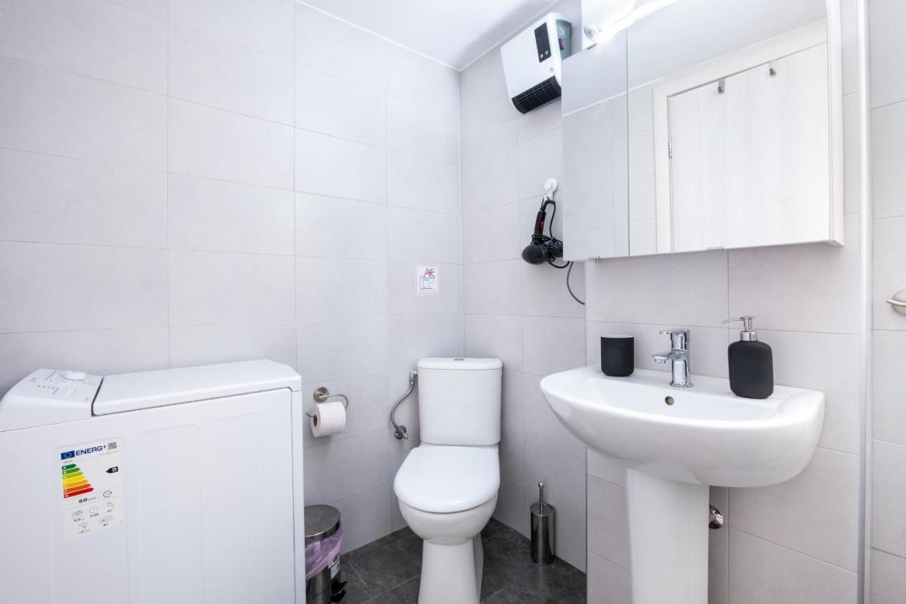 Urban Lifestyle Apartment In Piraeus Luaran gambar